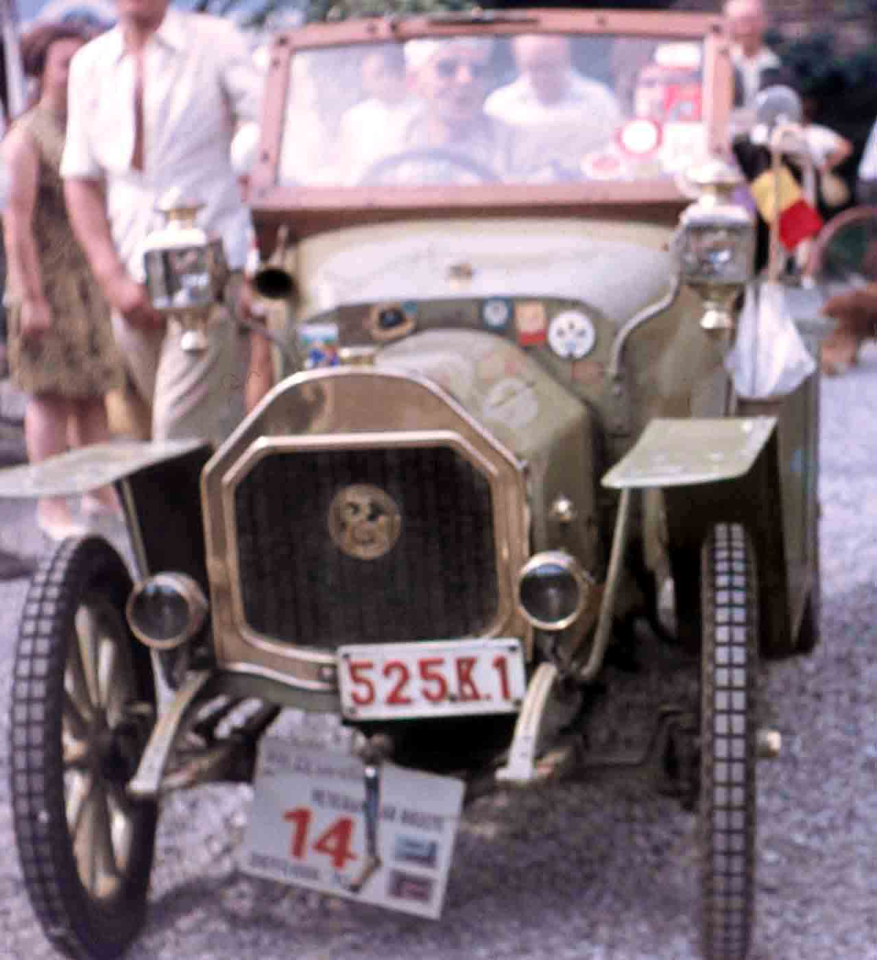 Veteran car rallye OSTRAVA 1970 (12).jpg