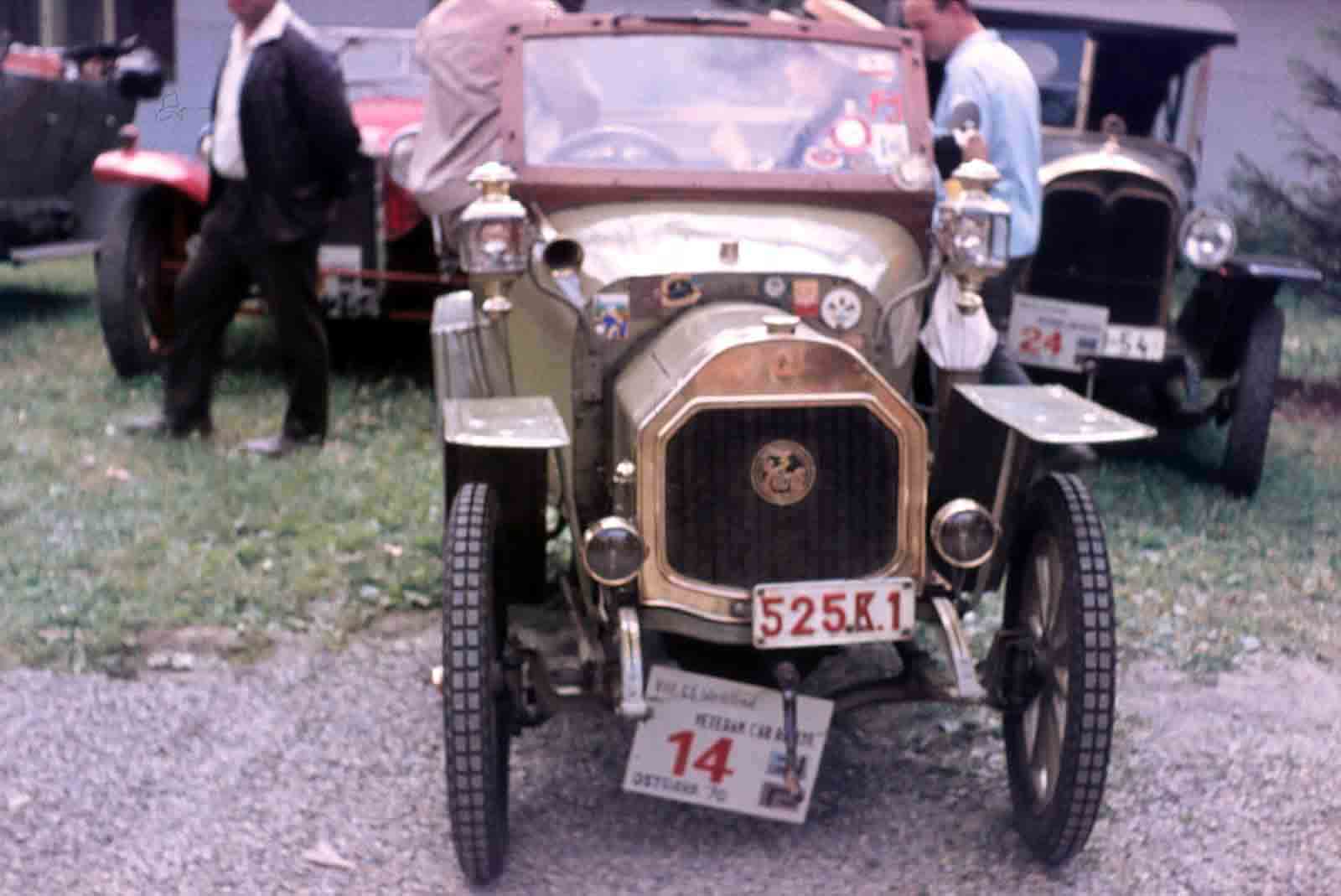 Veteran car rallye OSTRAVA 1970 (13).jpg
