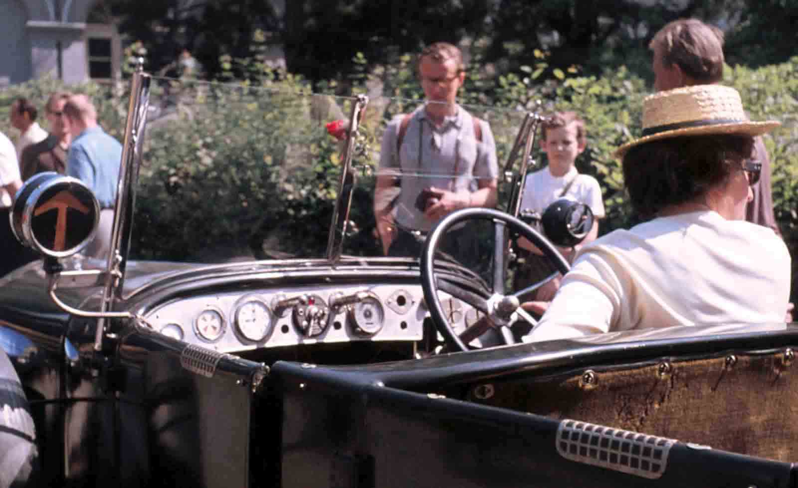 Veteran car rallye OSTRAVA 1970 (41).jpg